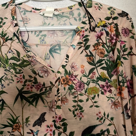 Floral H&M top never worn - Picture 2 of 2